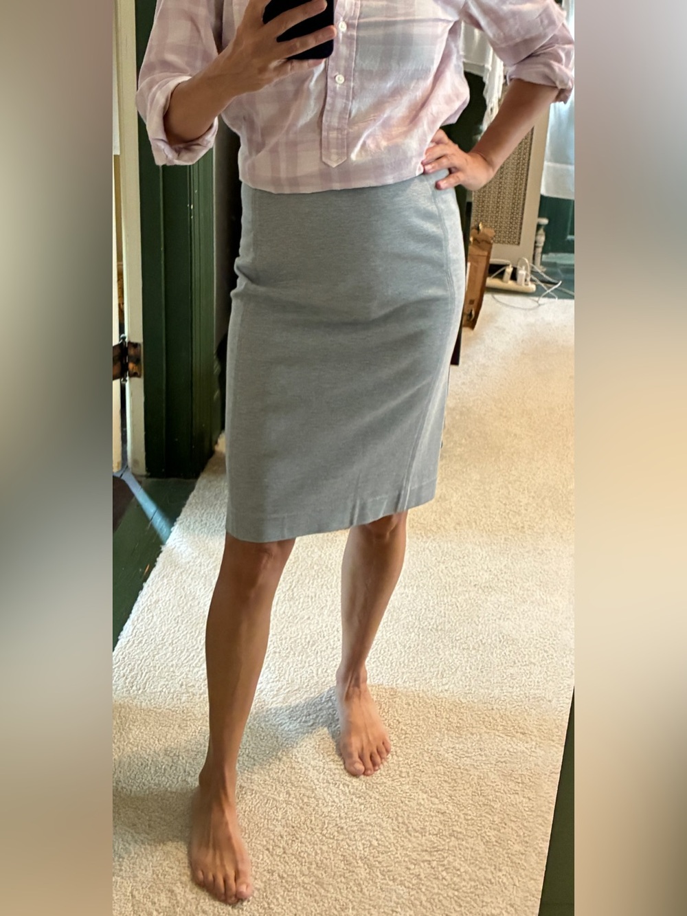 Uniqlo Light Gray Bodycon Pencil Skirt Size Small